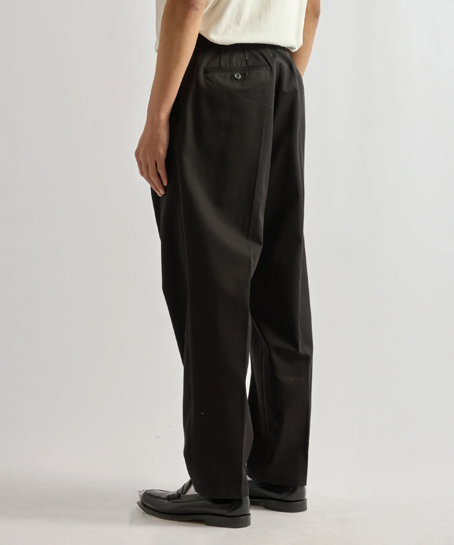 Dean One Tuck Pant - Image 3