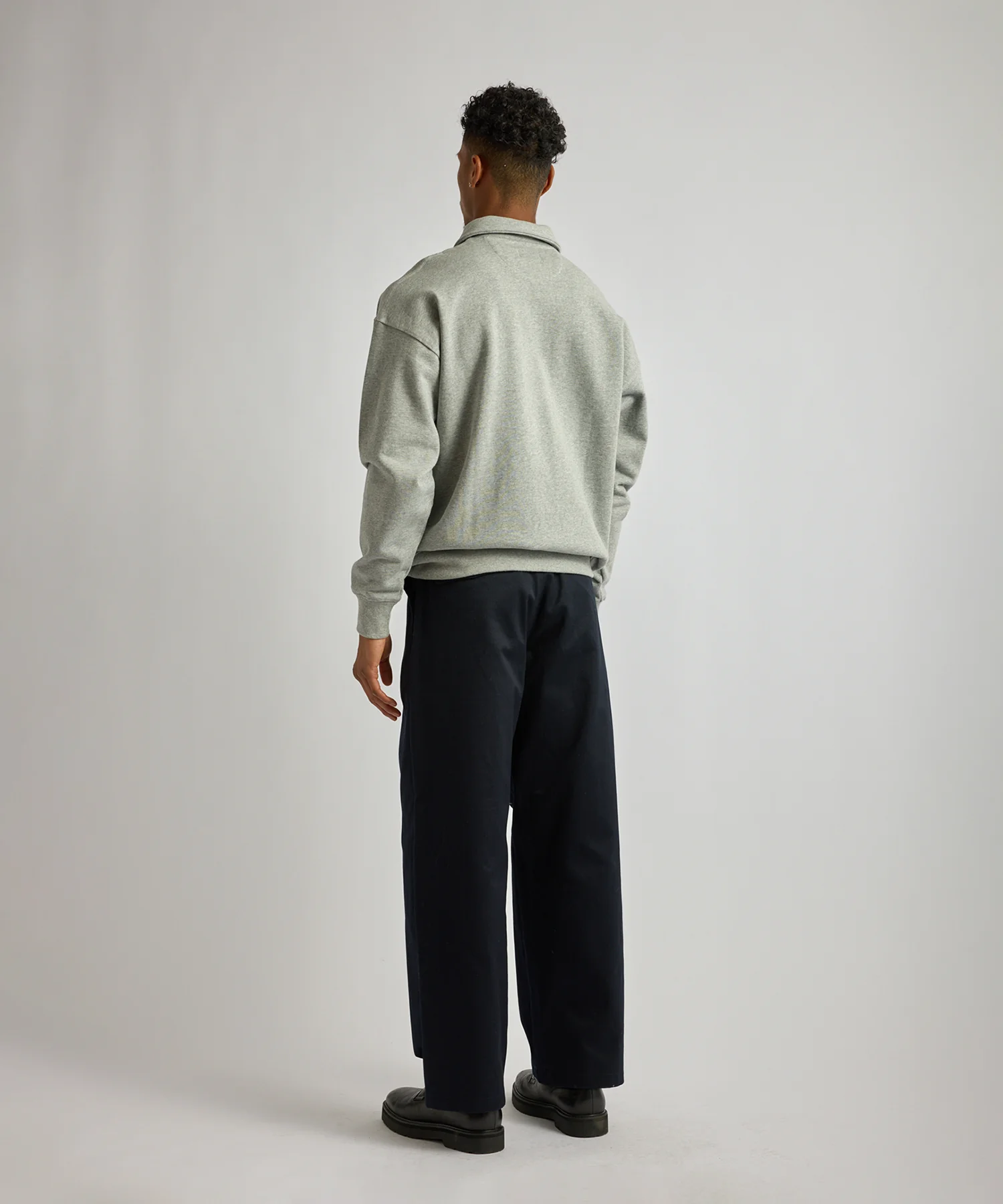 Mott Relaxed Quarter Zip Sweatshirt - Image 4